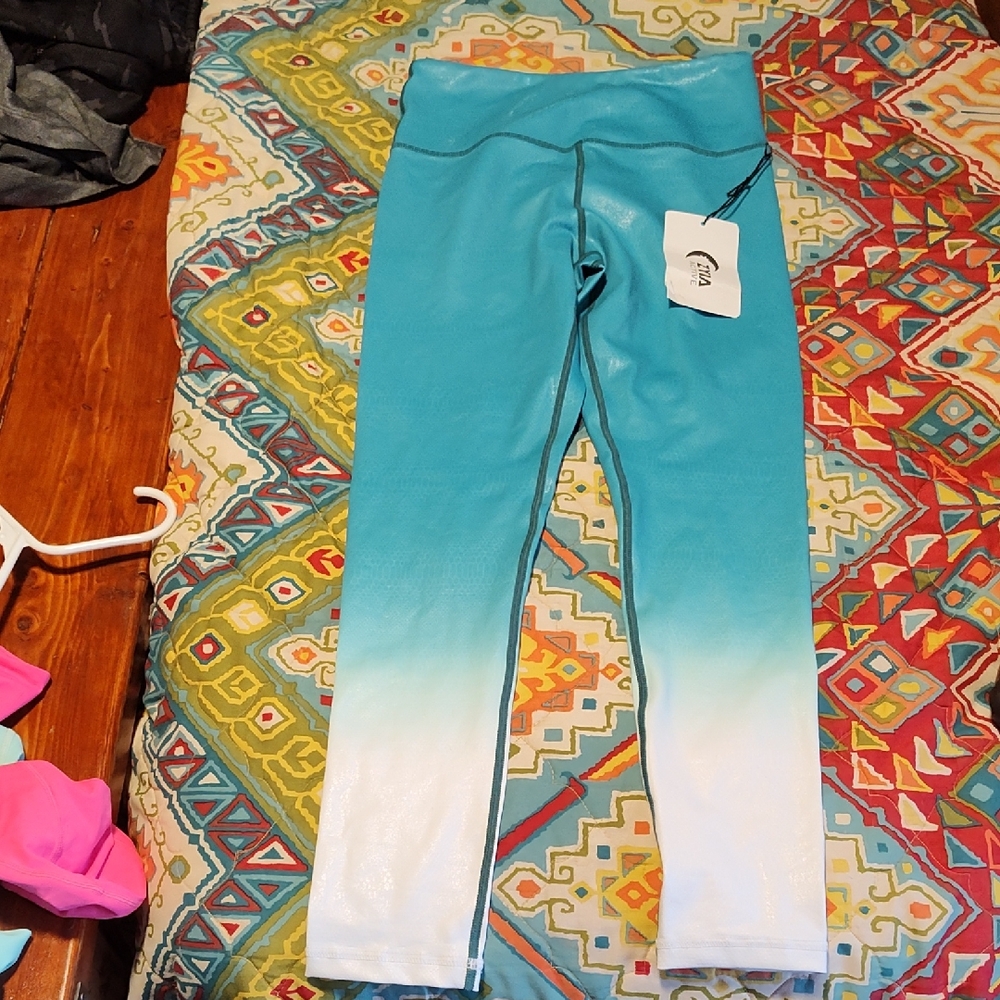 ZYIA LNT Womens Size 4. Teal Venom Metallic Ombre Light. 7/8 Length.